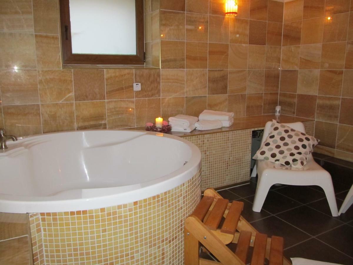 Willa Pod Gwiazdami & Spa Kudowa-Zdrój Extérieur photo
